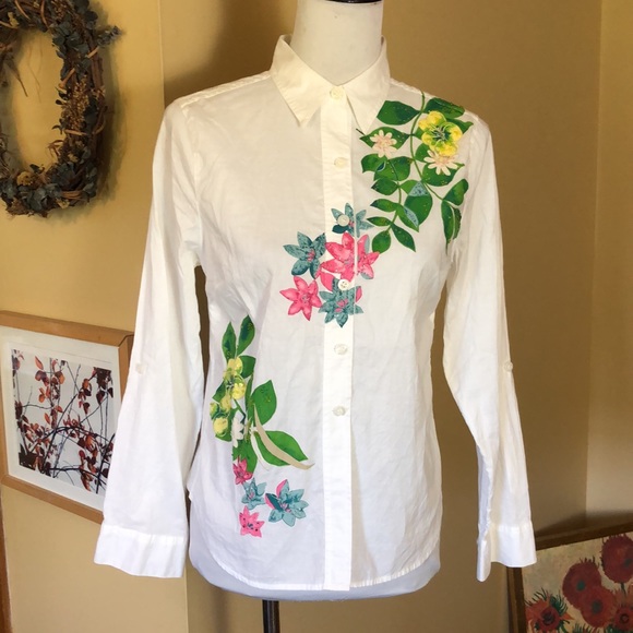 KATE HILL Size SP Watercolor Floral Graphic Button Front Blouse Sequin Beads NEW - Picture 4 of 16